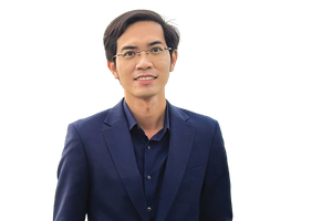 TS. Nguyễn Hữu Huân, Giảng viên Trường đại học Kinh tế TP.HCM.