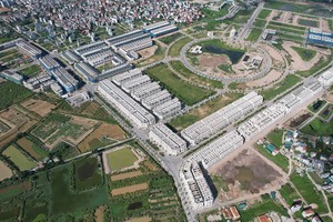 Chính sách đất đai thường rất nhạy cảm do ảnh hưởng đến hầu hết đối tượng trong xã hội. Ảnh: Dũng Minh