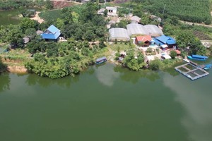 Cảnh quan khu hồ Ghềnh Chè (Thái Nguyên).