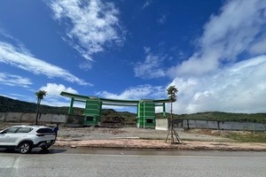 Vị trí nhà máy điện khí LNG Công Thanh sẽ đặt trên địa bàn Khu kinh tế Nghi Sơn tại xã Hải Yến, thị xã Nghi Sơn, tỉnh Thanh Hoá (vị trí hiện trạng của dự án Nhà máy Nhiệt điện Công Thanh) (Ảnh: Mai Hoa, TTXVN)