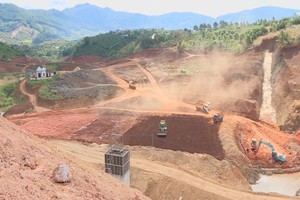 Đề xuất tạm dừng thi công Hồ chứa nước Đồng Thanh vì xuất hiện sụt lún