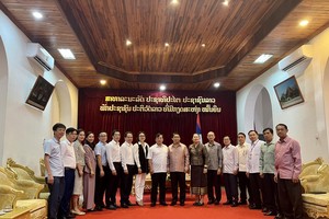 Hội thảo quảng bá, xúc tiến du lịch vùng Tây Bắc và TP.HCM tại Luông Pha Bang, Lào.