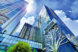 Khối ngoại đang tích cực “săn” dự án trong bối cảnh nhiều doanh nghiệp bất động sản khó khăn, buộc phải bán tài sản. Ảnh: Lê Toàn