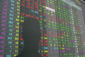 Pháp luật hình sự chưa có quy định hướng dẫn về xác định việc thu lời bất chính và khoản thiệt hại cho nhà đầu tư phát sinh từ các hành vi tội phạm về chứng khoán