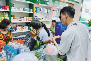 Người dân ngày càng quan tâm tới việc chăm sóc sức khỏe nhiều hơn, làm tăng sức hấp dẫn của thị trường y dược Việt Nam trong mắt các nhà đầu tư.