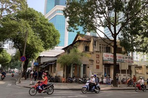 Một góc khu đất hơn 6.200 m2 Vinafood 2 hô biến có liên quan ông Đinh Trường Chinh.