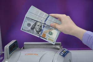 Tỷ giá USD/VND giai đoạn cuối năm được dự báo dao động trong khoảng 24.300 - 24.400