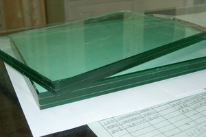 Ấn Độ đã tiếp nhận đơn đề nghị điều tra chống trợ cấp với kính cường lực từ Việt Nam.