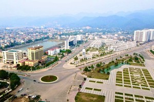 Một góc thành phố Hòa Bình, tỉnh Hòa Bình (Ảnh: VGP)