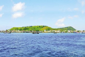 Lý Sơn đã trở thành "thỏi nam châm" hút du khách của Quảng Ngãi