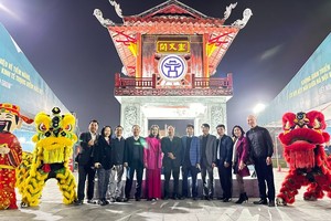 Không gian triển lãm, quảng bá được đầu tư bài bản, mang đậm nét văn hóa Thủ đô.