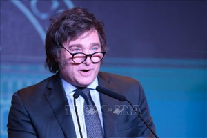 Tổng thống Argentina Javier Milei phát biểu tại Buenos Aires. Ảnh: THX/TTXVN