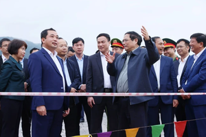 Thủ tướng Phạm Minh Chính kiểm tra một số dự án trọng điểm tại Hải Dương
