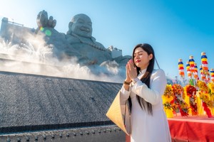 Từ TP. Hồ Chí Minh, có những lựa chọn du lịch Tết Nguyên đán nào hấp dẫn?