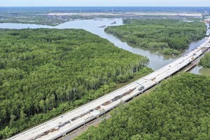 VEC quyết liệt chỉ đạo các nhà thầu tổ chức thi công 3 ca 4 kíp, phấn đấu thông xe toàn bộ Dự án xây dựng đường cao tốc Bến Lức - Long Thành vào quý III/2025