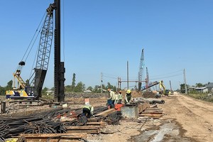 Thi công cao tốc Cao Lãnh - An Hữu, giai đoạn 1