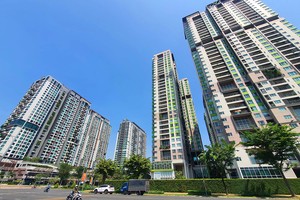 Sức nóng từ thị trường căn hộ… Ảnh: Lê Toàn 