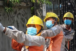 Bắt đầu huy động điện chạy dầu, cả nước sẽ sớm đạt mức tiêu thụ 1 tỷ kWh/ngày