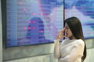 VN-Index vừa có tuần giảm mạnh, xóa bỏ thành quả tăng điểm trong 2 tháng trước đó