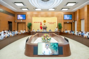 Phiên họp sáng 23/4 của Ủy ban Thường vụ Quốc hội