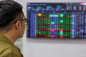 Loại trừ đà tăng một số cổ phiếu vốn hoá lớn, VN-Index mới ở vùng 1.350 điểm, dư địa tăng vẫn còn