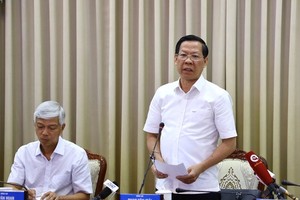 Ông Phan Văn Mãi, Chủ tịch UBND TP.HCM cho rằng quý I tăng trưởng tốt, nhưng sang quý II có duy trì được không thì cần phải nỗ lực nhiều hơn và có giải pháp. Ảnh: TTBC TP.HCM