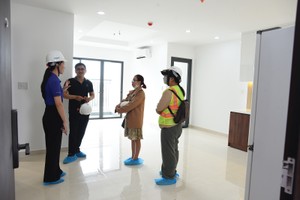 Nhà ở vừa túi tiền đang rất khan hiếm. Ảnh: Dũng Minh 