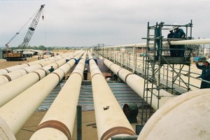 Dự án Đường ống dẫn khí Lô B - Ô Môn có hệ thống đường ống dẫn khí trên biển, trên bờ dài khoảng 431 km