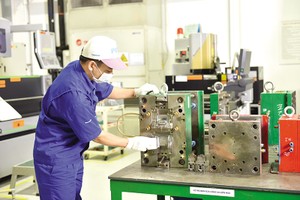 Nhiều dự án lớn ở các lĩnh vực bán dẫn, sản xuất linh kiện, sản phẩm điện tử… được đầu tư mới và tăng vốn trong nửa đầu năm