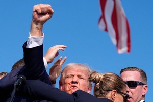 Ông Trump bị thương ở vùng tai phải. (Nguồn: AP)