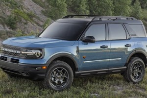 Hàng loạt xe Ford Bronco Sports và Maverick bị triệu hồi do pin 12 volt lắp trên xe không thể sử dụng.