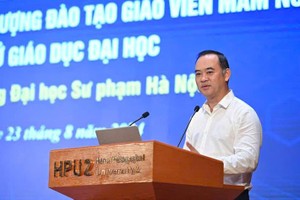 Ông Trần Nam Tú - Phó Vụ trưởng Vụ khoa học, Công nghệ và Môi trường, Bộ GD&ĐT.