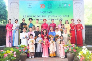 Lễ hội Áo dài Du lịch Hà Nội năm 2024 là sự kiện nằm trong chuỗi các chương trình, hoạt động của TP. Hà Nội chào mừng kỷ niệm 70 năm Ngày Giải phóng Thủ đô (10/10/1954-10/102024).