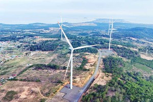 Các dự án mới về điện khí, điện gió ngoài khơi, điện gió trên bờ đều rất ít chuyển động
