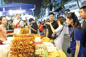 Khai thác hiệu quả kinh tế từ chợ đêm