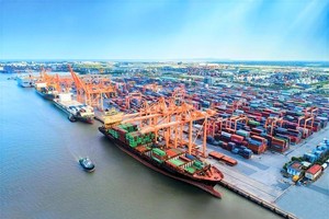 Phó thủ tướng Chính phủ Trần Hồng Hà chỉ đạo: Mặc dù là quy hoạch chi tiết nhưng không quy hoạch "bó cứng", cần phải bảo đảm tính tổng thể, tầm nhìn làm tiền đề, cơ sở cụ thể hóa trong Quy hoạch vùng đất, vùng nước cảng biển