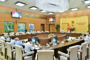 Một phiên họp của Ủy ban Thường vụ Quốc hội.