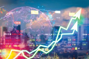 Trong suốt chặng đường hoạt động của thị trường chứng khoán Việt Nam, báo chí luôn song hành và hỗ trợ thị trường phát triển