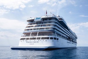 Siêu tàu khách Viking Orion.