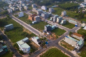 TP.HCM quy định diện tích tối thiểu để tách thửa đối với đất ở là 36 m2 cho các quận trung tâm, và 80 m2 áp dụng cho các huyện ngoại thành. Ảnh: Lê Toàn