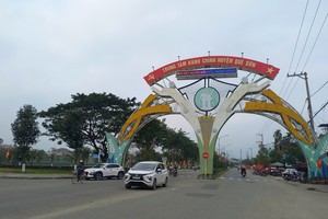 Huyện Nông Sơn được sáp nhập vào huyện Quế Sơn.