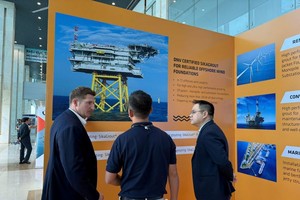 Sự trỗi dậy của ngành công nghiệp đóng tàu và lợi thế cạnh tranh của Việt Nam