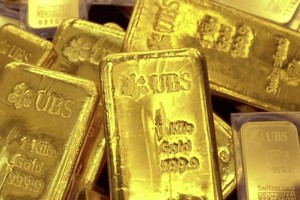 Giá vàng tuần này đã trượt xuống mức thấp nhất 1 tháng. Ảnh: AFP