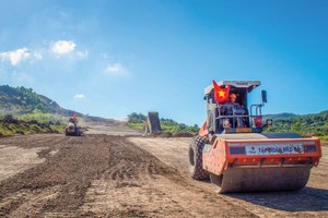 Năm 2025, Chính phủ phấn đấu kinh tế tăng trưởng 8%, với kế hoạch chi tiêu 790.727 tỷ đồng cho đầu tư công