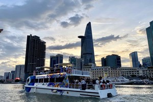 TP.HCM đón hơn 41.000 lượt khách quốc tế dịp Tết Dương lịch.