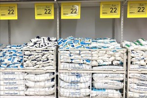 Đường đóng túi được bày bán tại một siêu thị lớn ở Bangkok. Ảnh tư liệu: Ngọc Quang/TTXVN