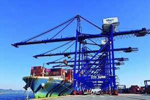 Tổng kim ngạch xuất nhập khẩu hàng hóa trong 15 ngày đầu tháng 1/2025 đạt hơn 34 tỷ USD. 