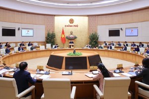 Chính phủ yêu cầu các cơ quan khẩn trương hoàn thiện, trình Chính phủ ban hành nghị định về chức năng, nhiệm vụ, quyền hạn của các bộ, cơ quan ngang bộ, cơ quan thuộc Chính phủ theo tổ chức bộ máy mới trước ngày 15/2, bảo đảm bộ máy đi vào hoạt động từ 1/3/2025.