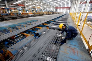 Thép Việt Nam vẫn có cơ hội xuất khẩu tốt, nhưng thuế sẽ làm biên độ lợi nhuận của doanh nghiệp giảm xuống.