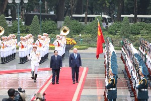 Thủ tướng Phạm Minh Chính chủ trì lễ đón, hội đàm với Thủ tướng New Zealand